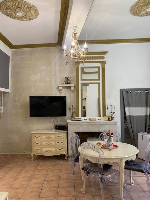 Magnifique Appartement Plein Coeur Avignon Intra-Muros المظهر الخارجي الصورة
